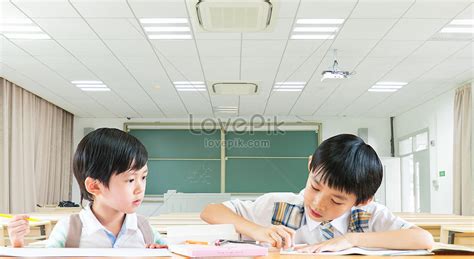 Mga Bata Na Nag.